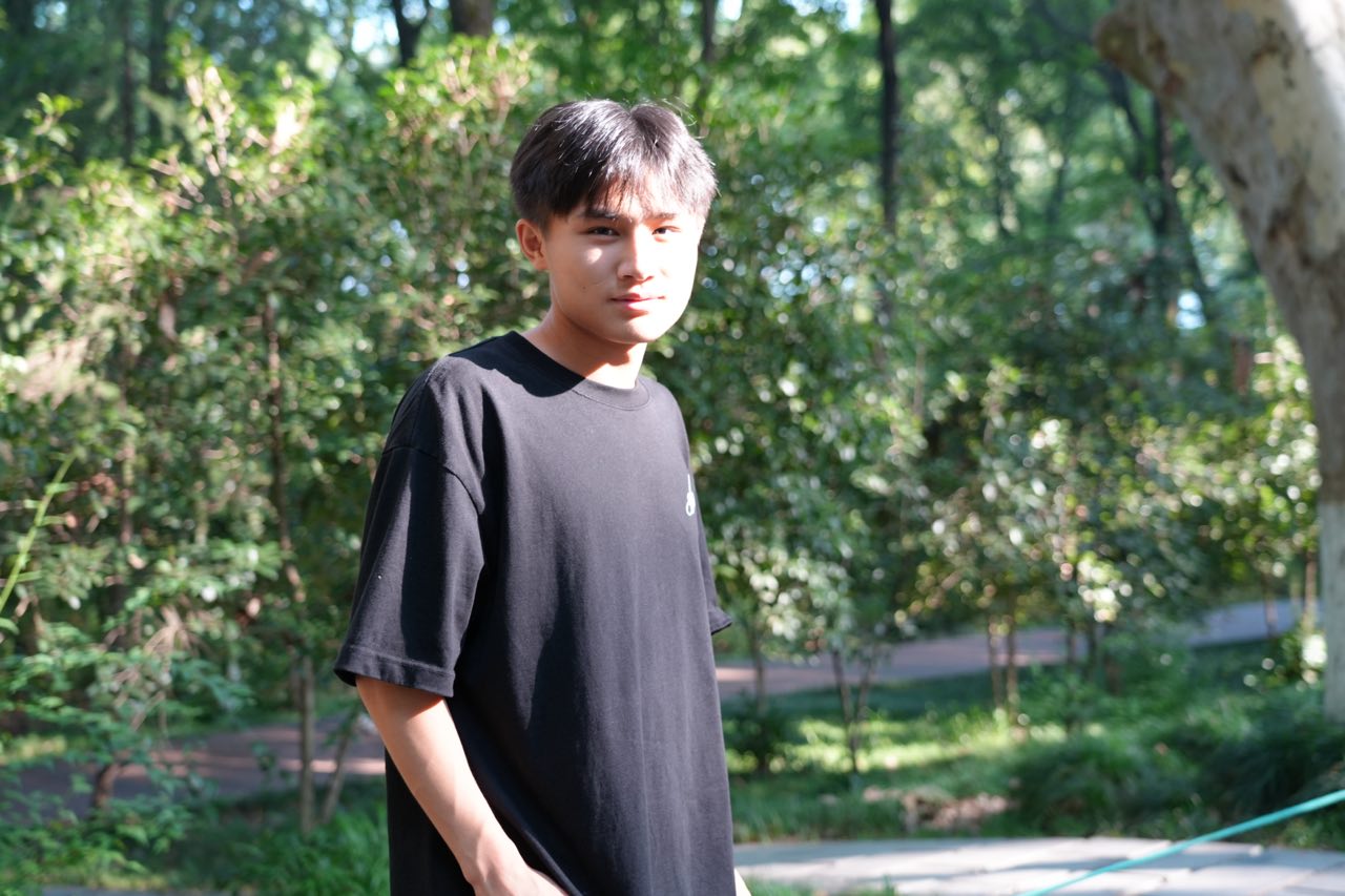 Alternate portrait of Junhao Yu